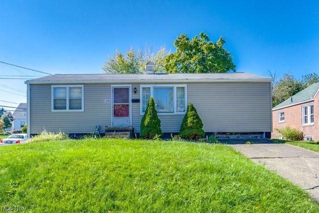 1391 S  Freedom Ave, Alliance, OH 44601