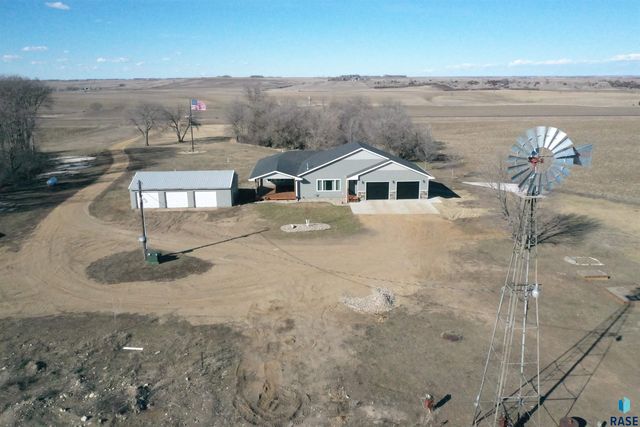 45029 State Highway 44, Parker, SD 57053