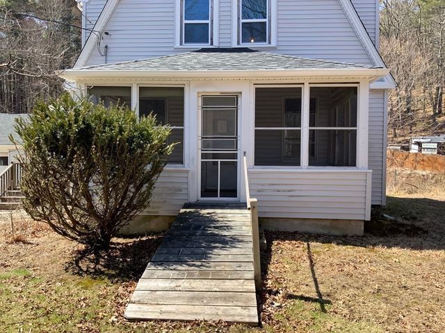 136 Old Bolton Rd, Stow, MA 01775