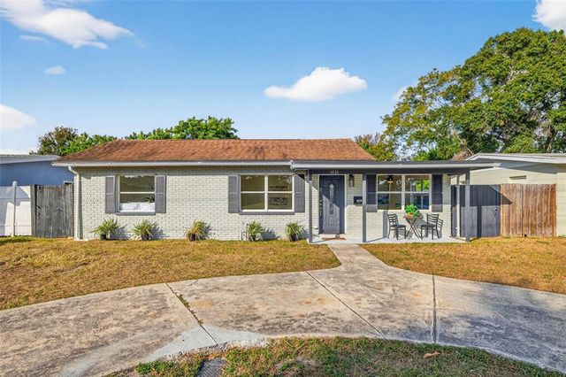 3929 13th Ave N, Saint Petersburg, FL 33713