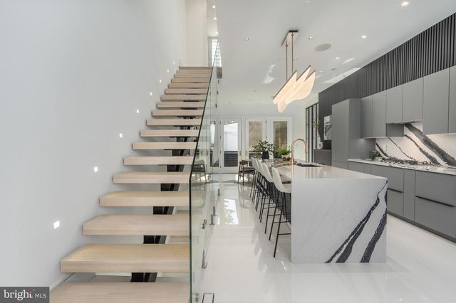 1604 13th St NW, Washington, DC 20009