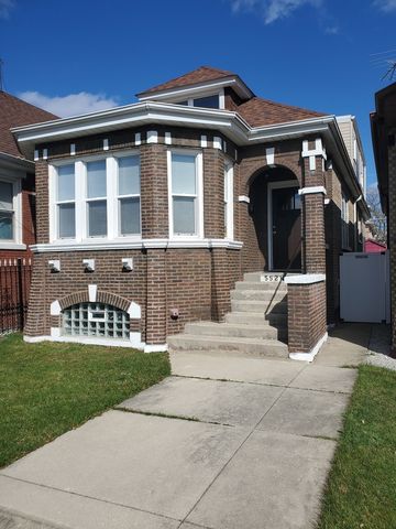 5521 S  Albany Ave, Chicago, IL 60629