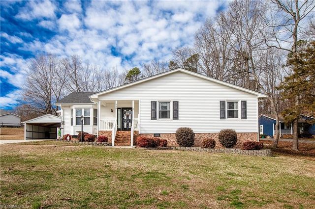 118 Brookhollow Ln, Archdale, NC 27263