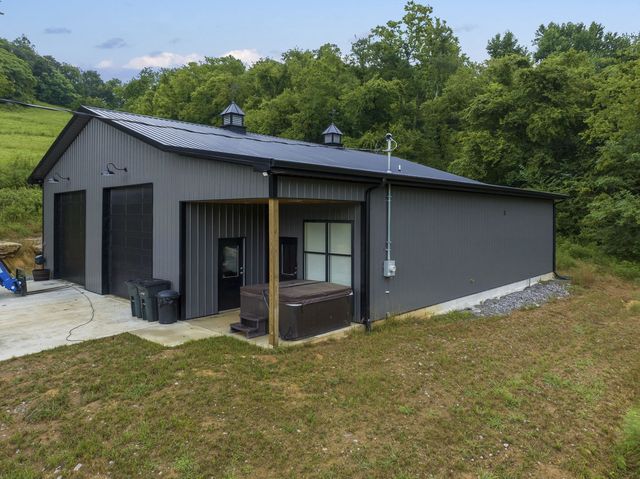 380 Puncheon Camp Rd, Bell Buckle, TN 37020
