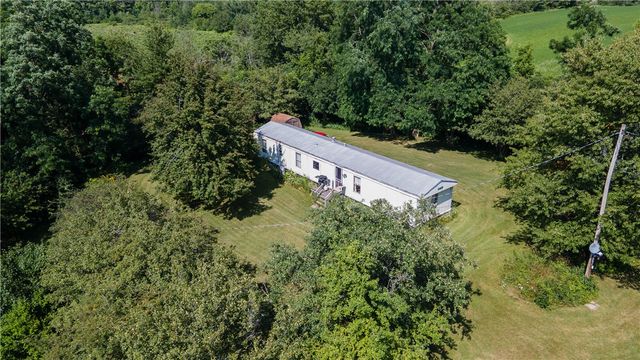 3616 Sid White Rd, Bluff Pt, NY 14478