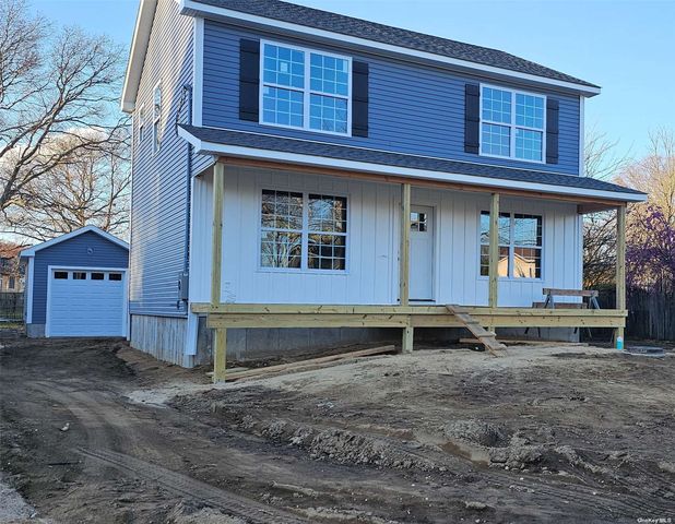 25 W 1st Street, Patchogue, NY 11772