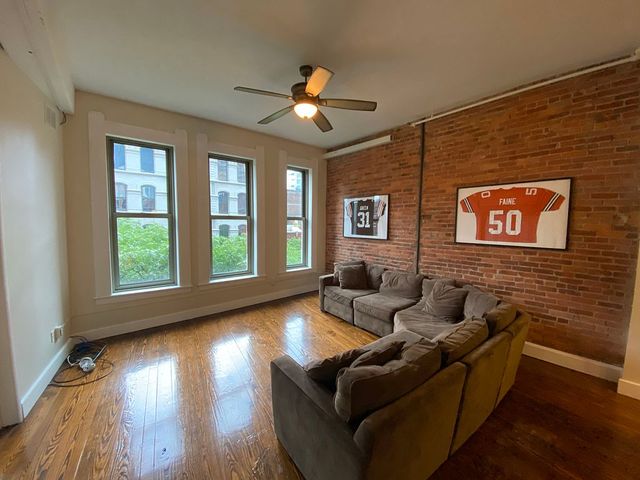 408 W  Saint Clair Ave #317, Cleveland, OH 44113