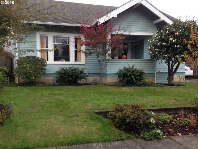 457 E  4th St, Coquille, OR 97423