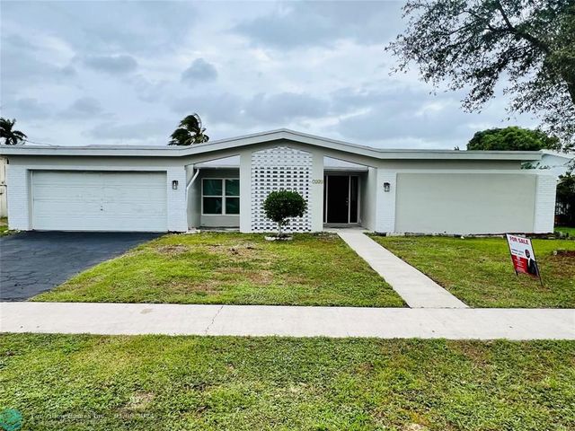 7251 NW 20th Ct, Fort Lauderdale, FL 33313