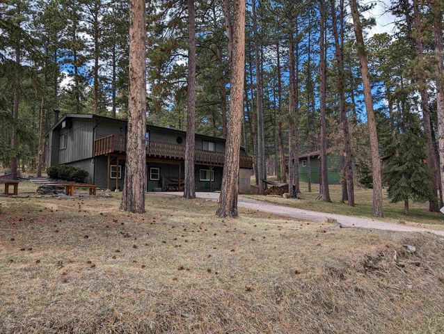 22927 Forest Rd, Rapid City, SD 57702