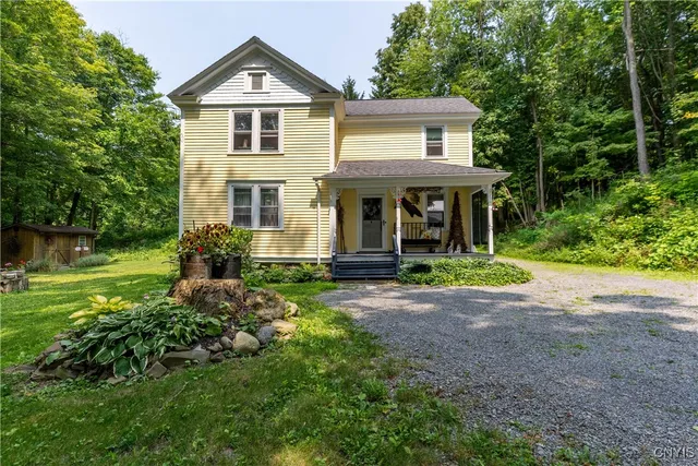 5371 State Route 80, Tully, NY 13159