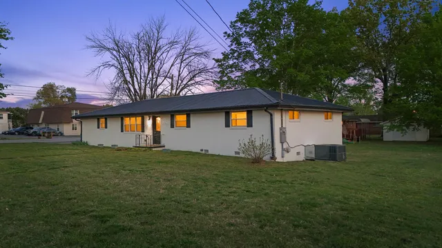 38 Phillips Dr, Fort Oglethorpe, GA 30742