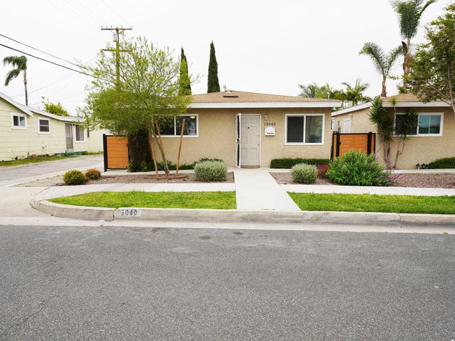 13040 Gneiss Ave, Downey, CA 90242