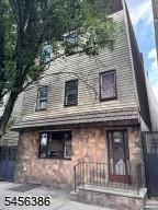 526 Market St, Newark, NJ 07105