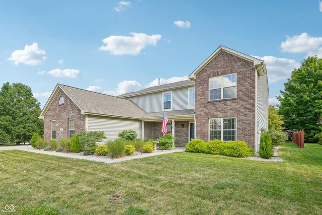 17121 Puntledge Dr, Westfield, IN 46062