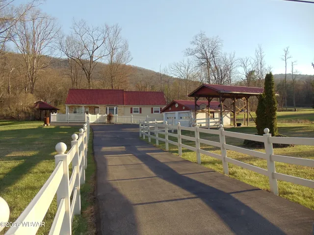 660 E  Village Dr, South Williamsport, PA 17702