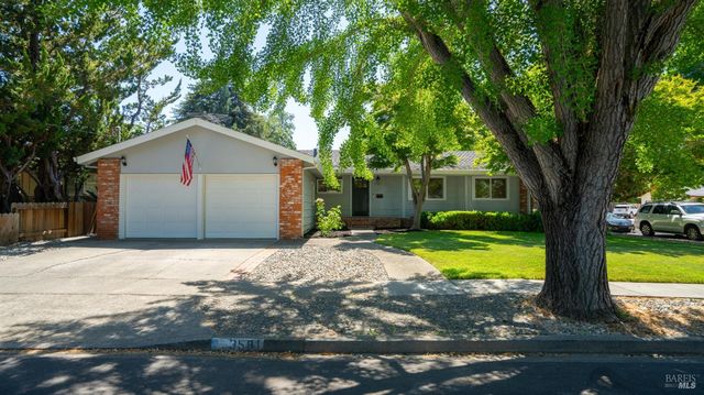 3581 Young Avenue, Napa, CA 94558