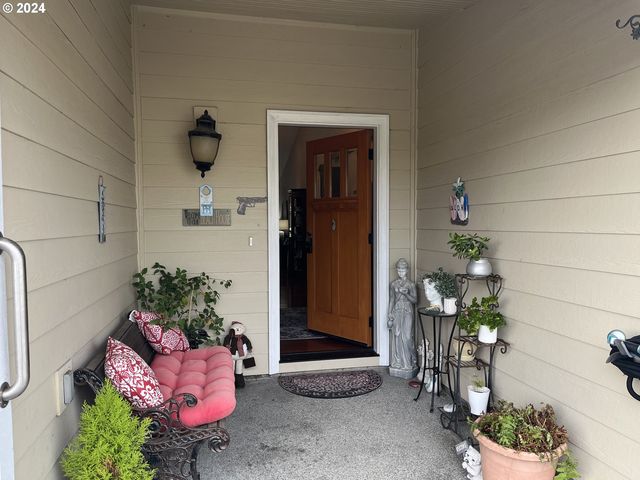 Bandon Condos For Sale