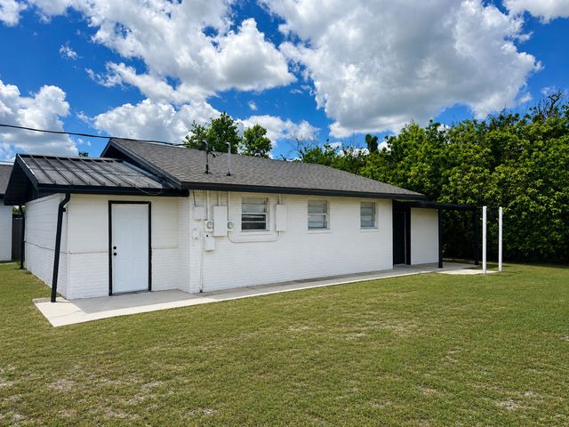 2 Sandy Ln #2, Auburndale, FL 33823