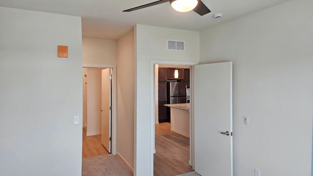 350 Bishops Way #efe606072, Brookfield, WI 53005