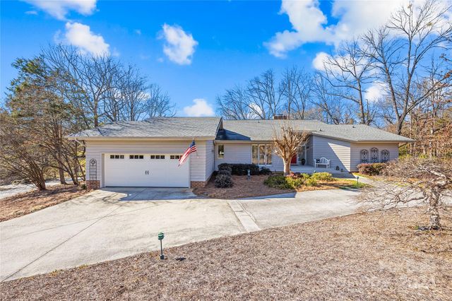 19 Commodore Point Rd, Lake Wylie, SC 29710