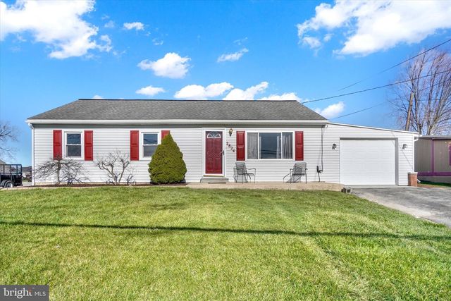 2824 Oakland Rd, Dover, PA 17315