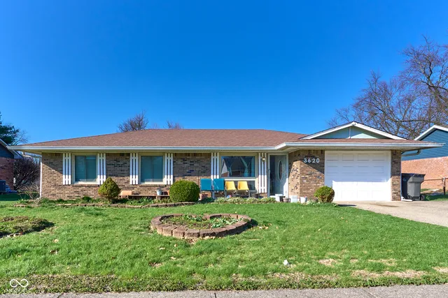 3620 Mistletoe Dr, Indianapolis, IN 46227