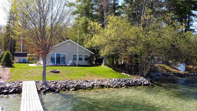 10701 SW Torch Lake Dr, Rapid City, MI 49676