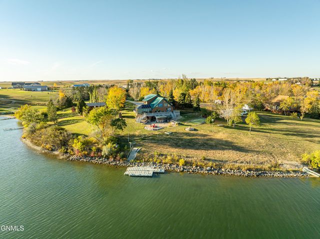 1684 29r Ave NW, Coleharbor, ND 58531