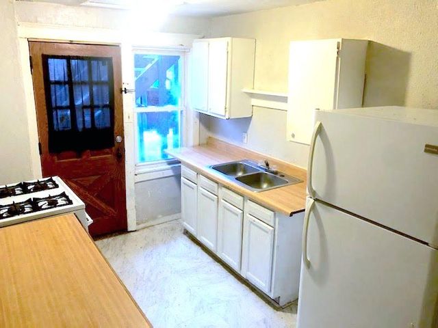 1491 Chippewa Ave #A, Akron, OH 44305