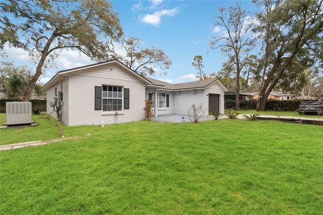 26141 Grassey Sprain Ave, Sorrento, FL 32776