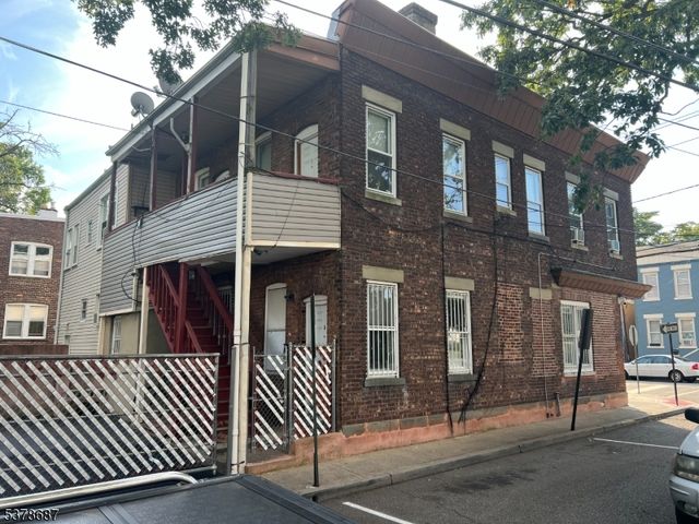 96 Heckel St, Belleville, NJ 07109