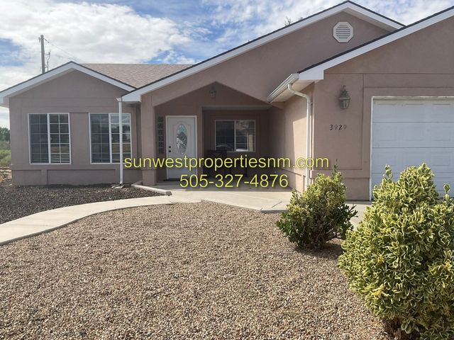 3929 Rochester Ave, Farmington, NM 87402
