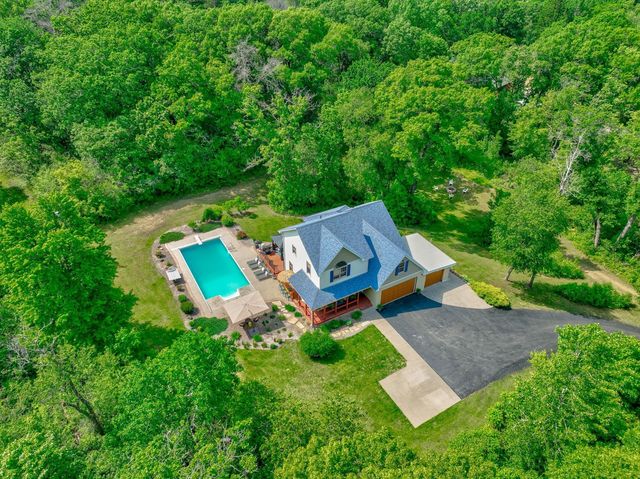 1312 County Road V, Hudson, WI 54016