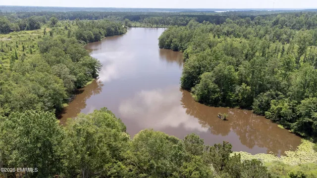 11100 Julius Tucker Memorial Dr, Collinsville, MS 39325