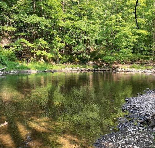  Jackson Corners Road, Elizaville, NY 12523