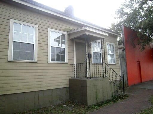 315 W  Henry St, Savannah, GA 31401