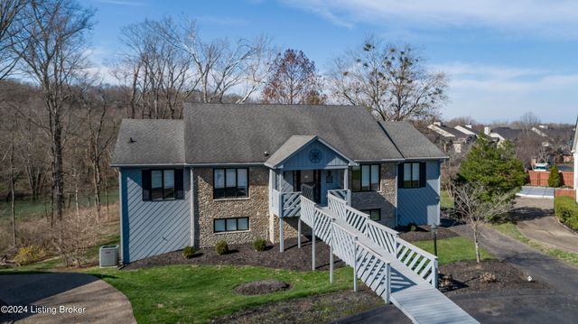6901 Timber Bluff Ct, Prospect, KY 40059