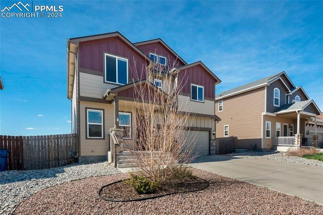 7954 Pinfeather Dr, Fountain, CO 80817