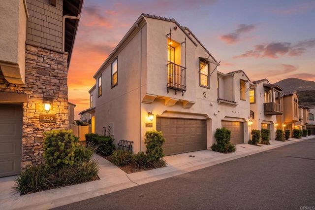 3240 Crecida Way, Carlsbad, CA 92010