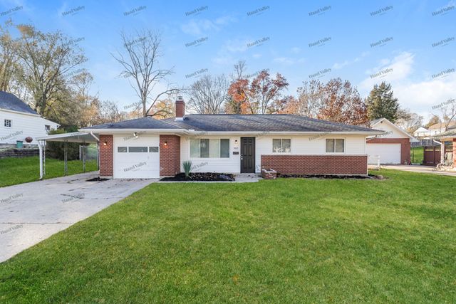 4065 Locustwood Dr, Dayton, OH 45429