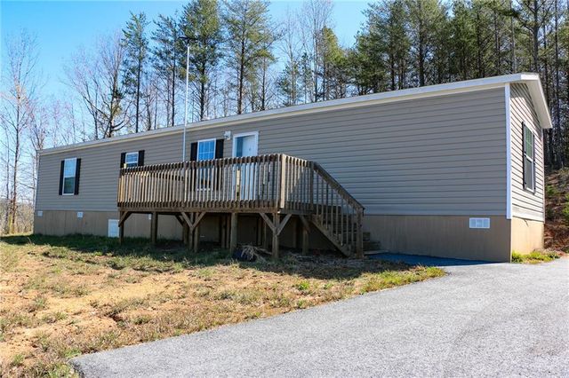 386 Well Mountain Rd, Westminster, SC 29693