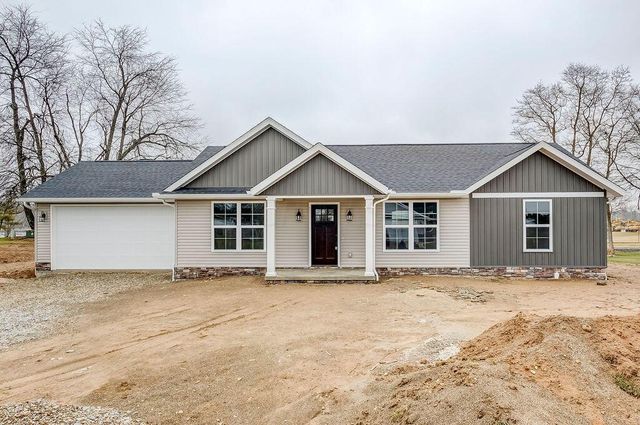 26 Lakeside Dr, Fredericktown, OH 43019
