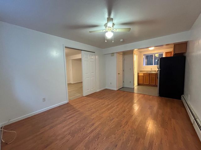 102 Fieldway Ave #1A, Staten Island, NY 10308