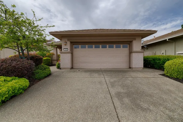 1308 Tiger Lily Ln, Lincoln, CA 95648