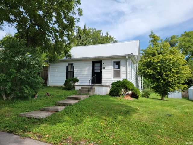 1020 W  4th St, Bicknell, IN 47512