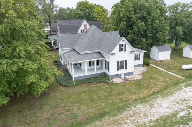406 Milam St, Clifton Hill, MO 65244