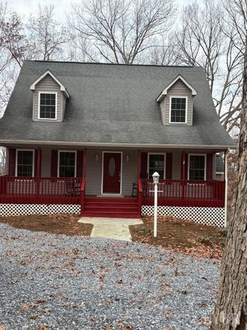 21 Berkeley Ln, Evington, VA 24550