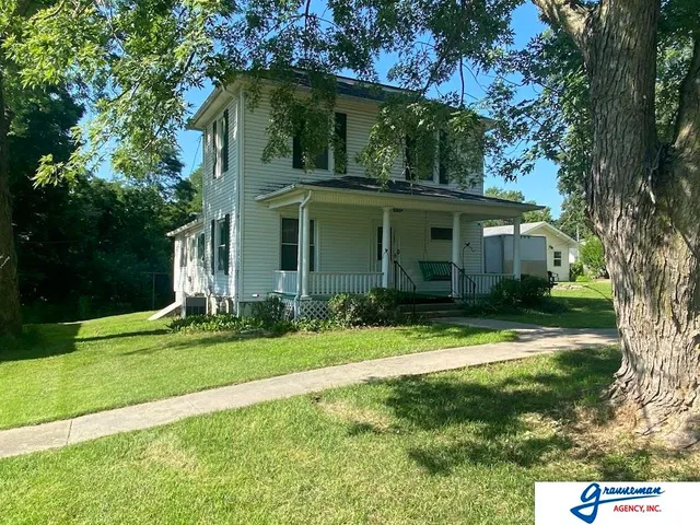 1103 5th St, Pawnee City, NE 68420