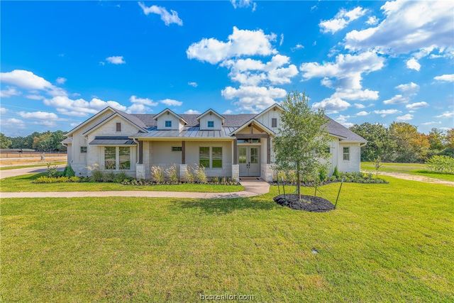 10701 Harvey Ranch Rd, College Station, TX 77845